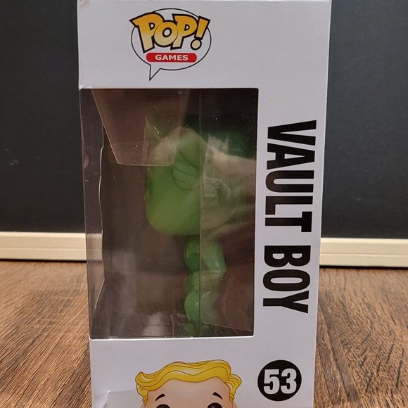 Fallout Vault Boy Glow in the Dark Hot Topic Exclusive Funko Pop - Picture 2 of 12